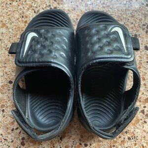 Toddler Nike Black Sunray Sandals Size 6C